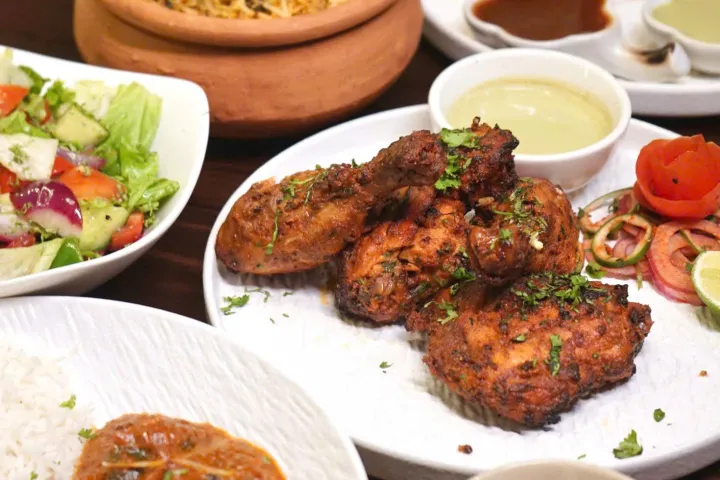 Experience the Flavors of Indian Cuisine
